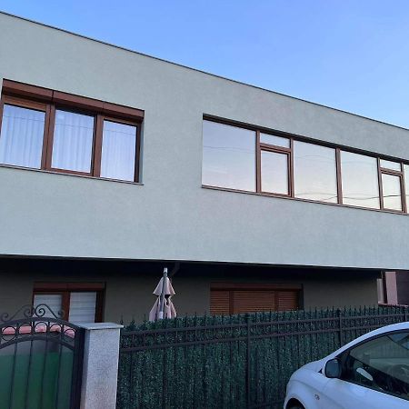 Ross Holiday Home Бургас Екстериор снимка